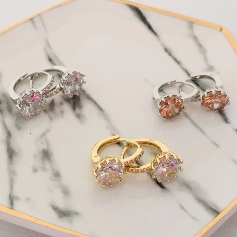 Cubic Zirconia 18k Gold Plated Stud Earrings NWT